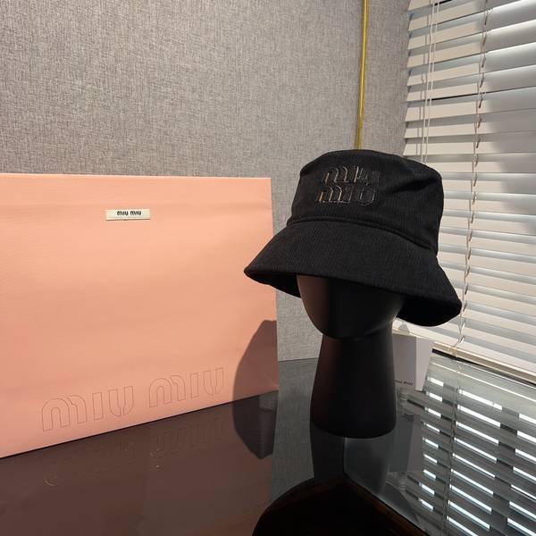 Miu Miu Hat MUH00120